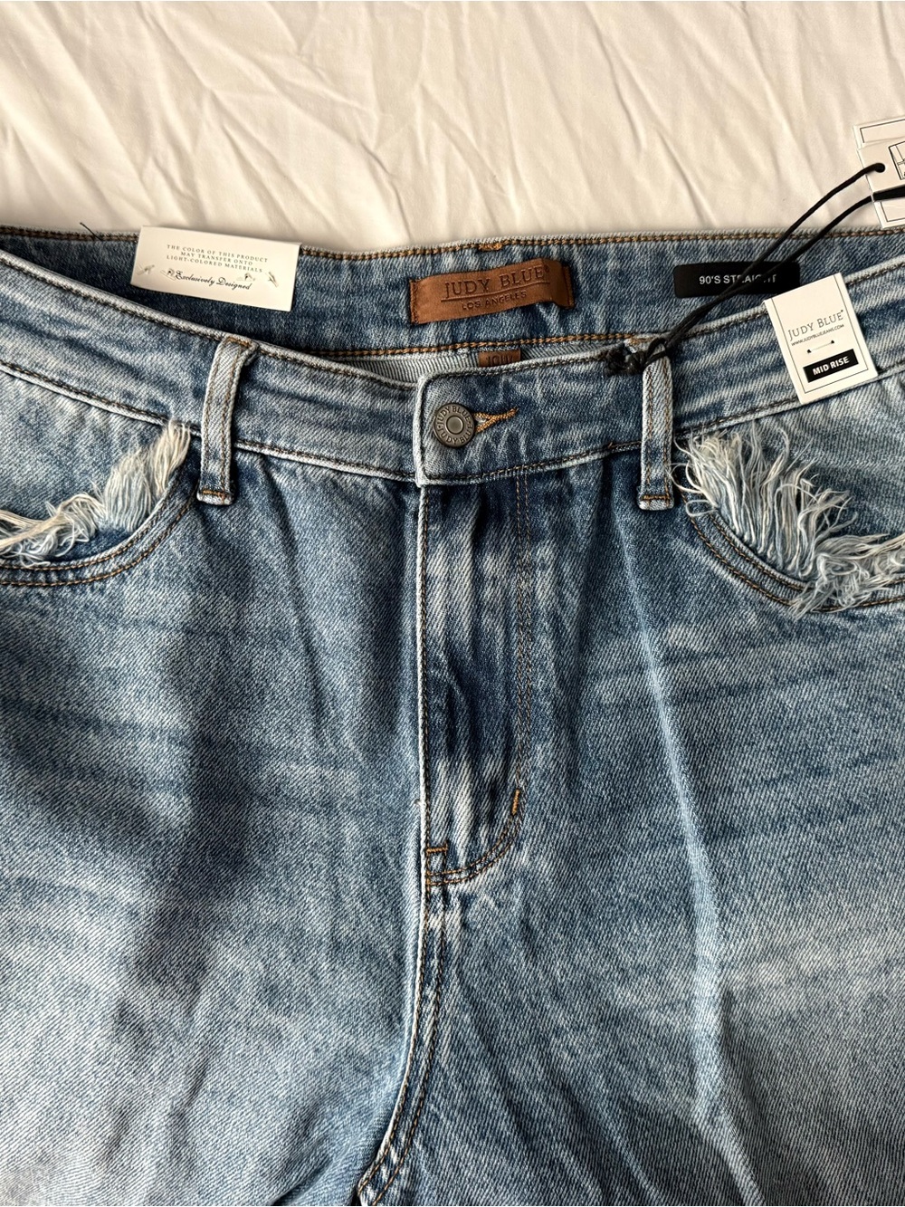 Judy Blue rigid front, stretch back mid rise 18W